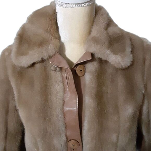 Vintage Tissavel Tocci faux fur bomber jacket size M France soft - Picture 6 of 9